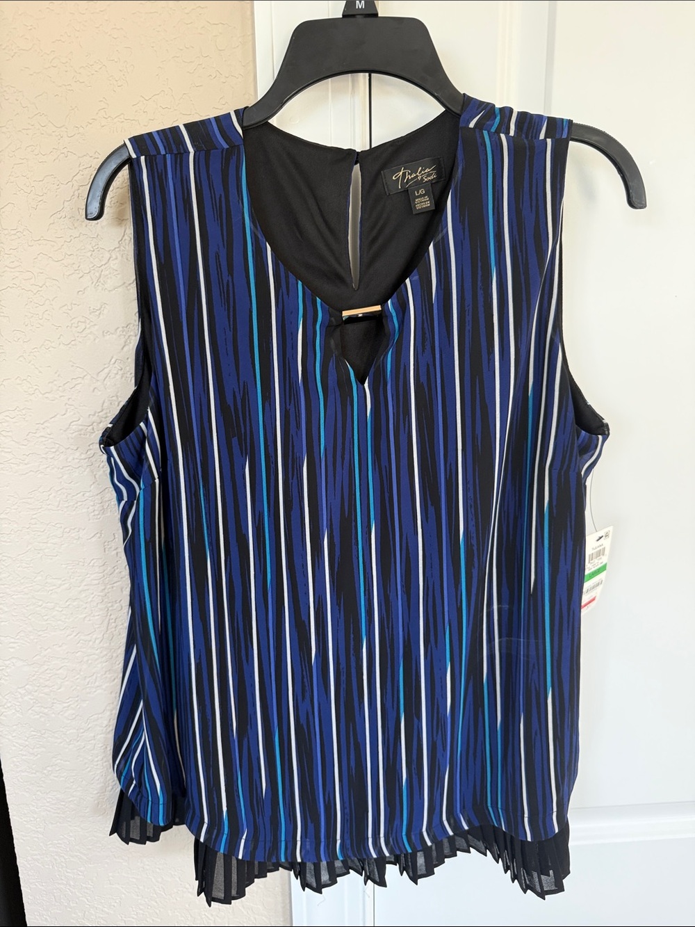 Thalia Sodi Blue Striped Sleeveless Keyhole Top